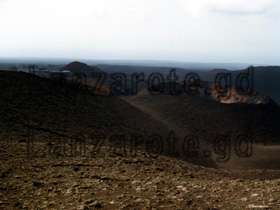 Lanzarote Vulkankrater in den Timanfaya Feuerbergen